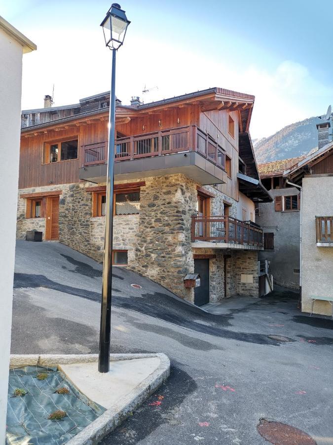 Maison De Village Au Pied Des 3 Vallees Villarlurin ภายนอก รูปภาพ