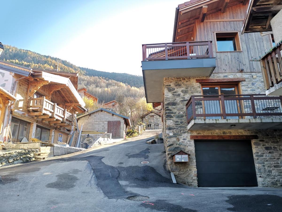 Maison De Village Au Pied Des 3 Vallees Villarlurin ภายนอก รูปภาพ
