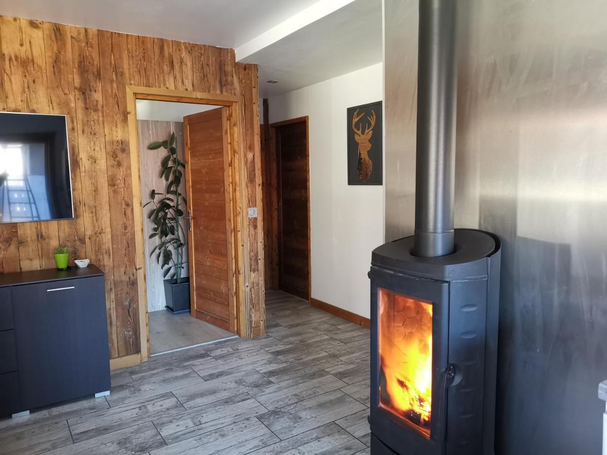 Maison De Village Au Pied Des 3 Vallees Villarlurin ภายนอก รูปภาพ